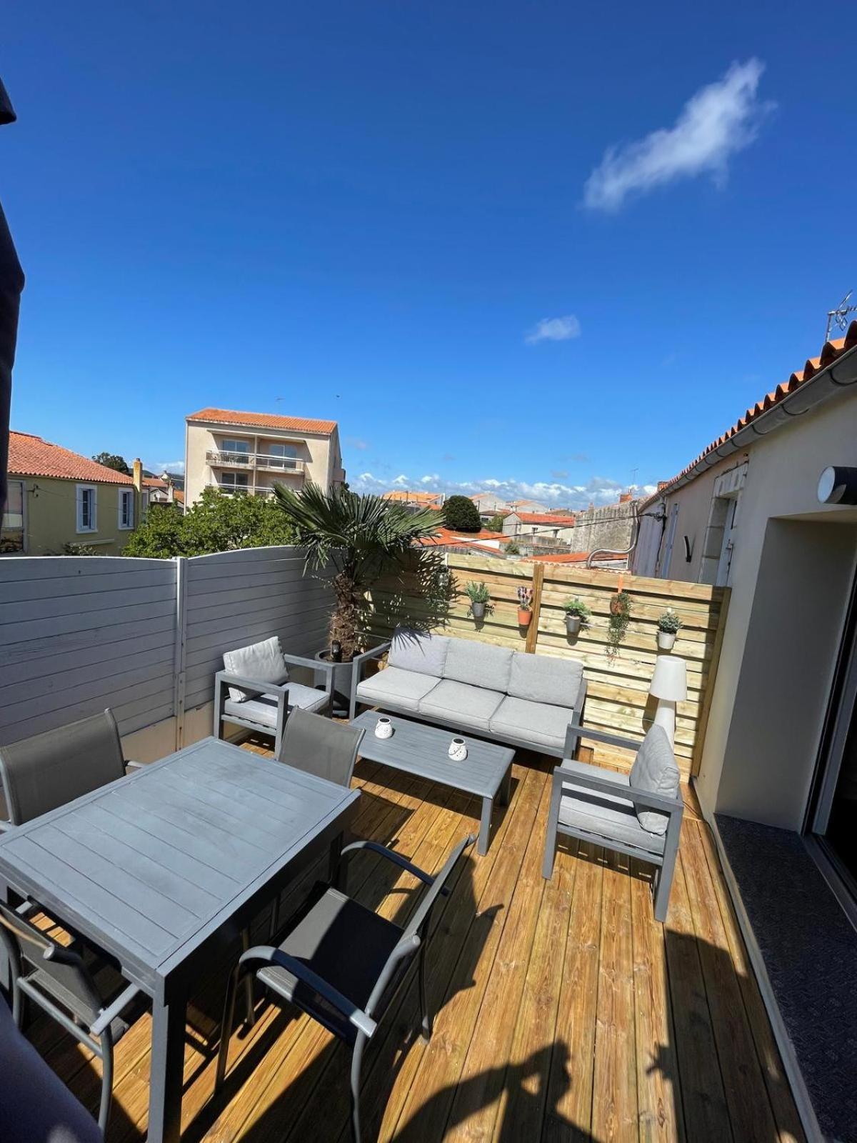 Chaleureux Logement-Centre Ville-Proche Gare-Plage Les Sables-d'Olonne Exterior photo